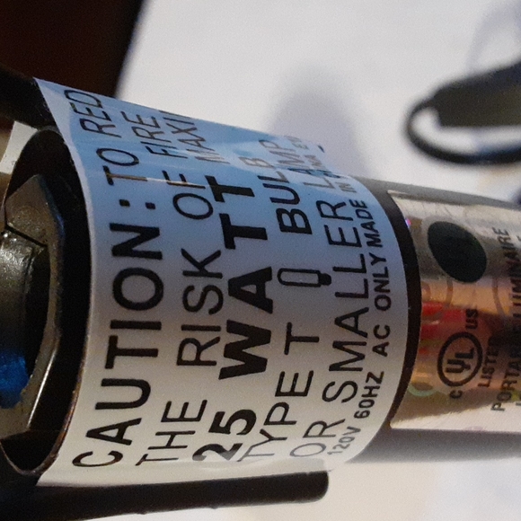 Tiffany Style Lamp - Picture 5 of 5